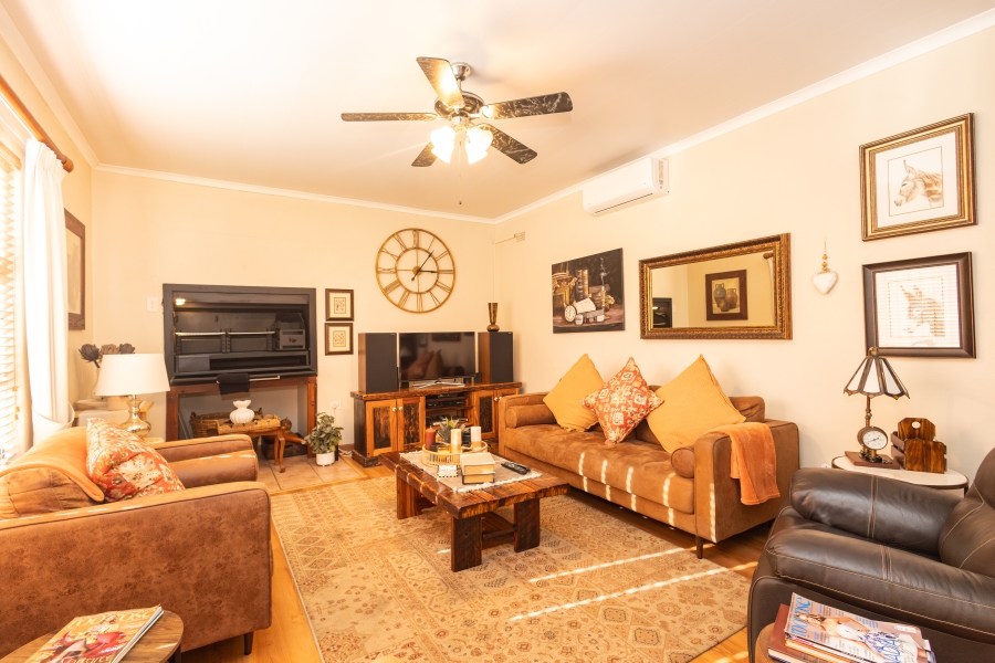 5 Bedroom Property for Sale in Ferndale Western Cape